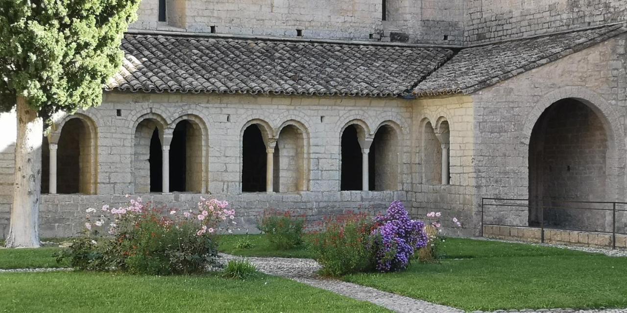 Le Mimosa Bed & Breakfast Saint-Saturnin-de-Lucian Eksteriør bilde