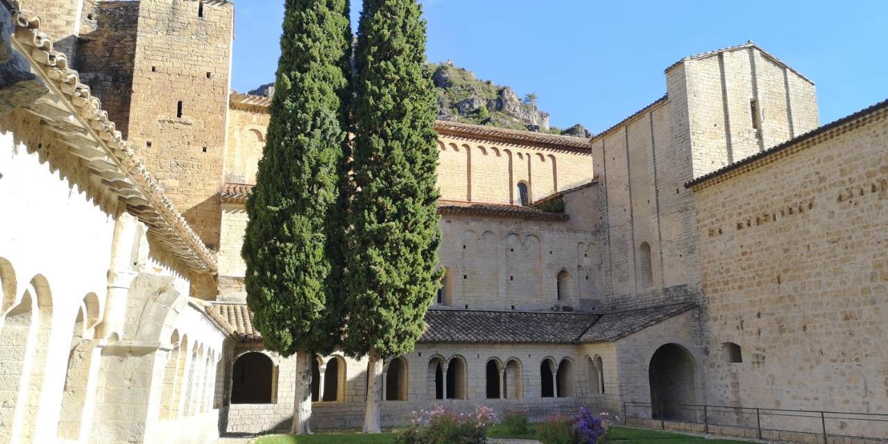 Le Mimosa Bed & Breakfast Saint-Saturnin-de-Lucian Eksteriør bilde