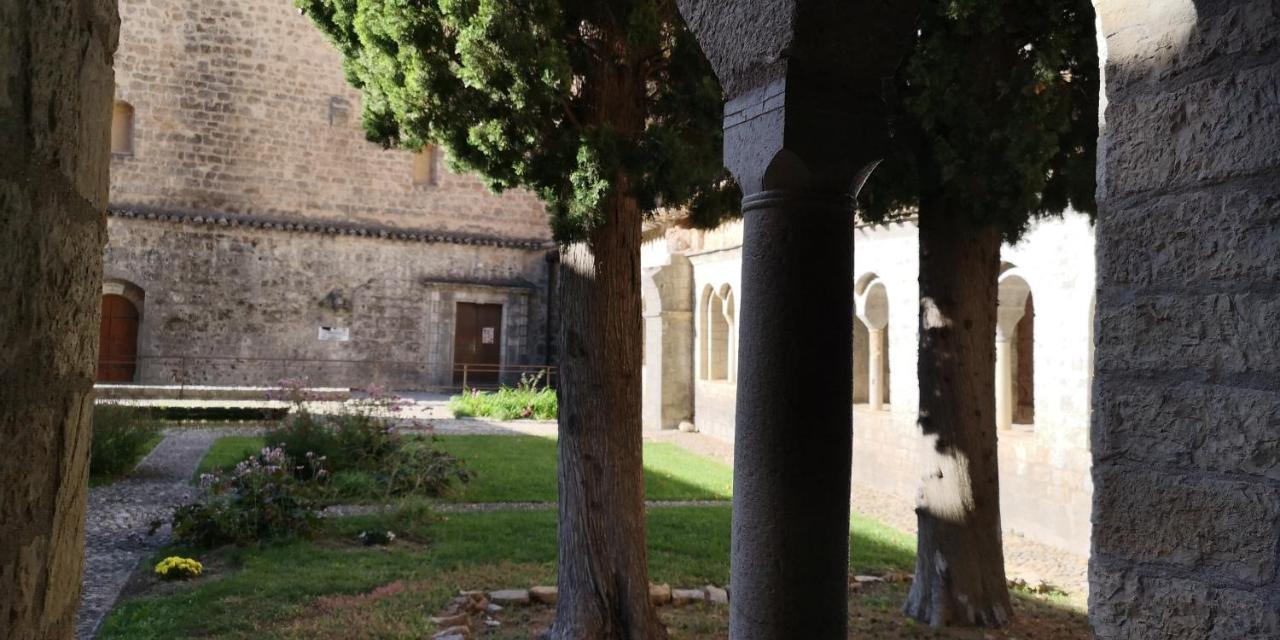 Le Mimosa Bed & Breakfast Saint-Saturnin-de-Lucian Eksteriør bilde