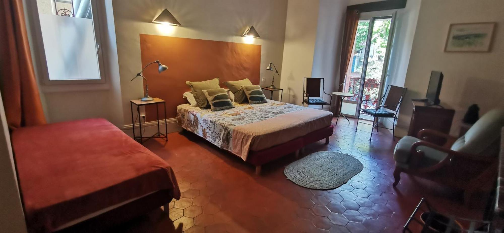 Le Mimosa Bed & Breakfast Saint-Saturnin-de-Lucian Eksteriør bilde