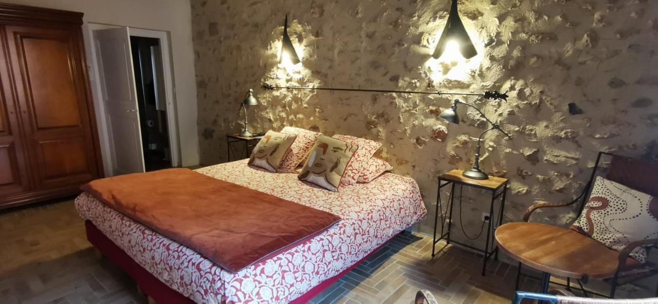 Le Mimosa Bed & Breakfast Saint-Saturnin-de-Lucian Eksteriør bilde
