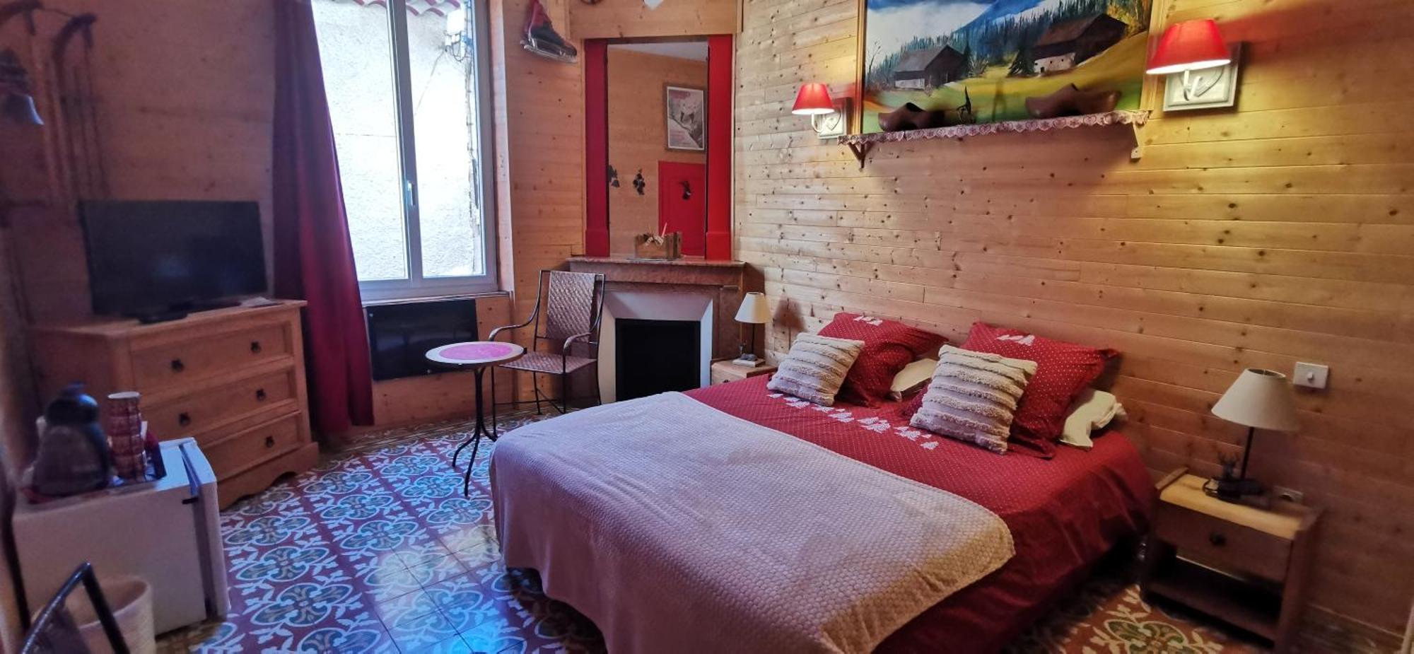 Le Mimosa Bed & Breakfast Saint-Saturnin-de-Lucian Eksteriør bilde
